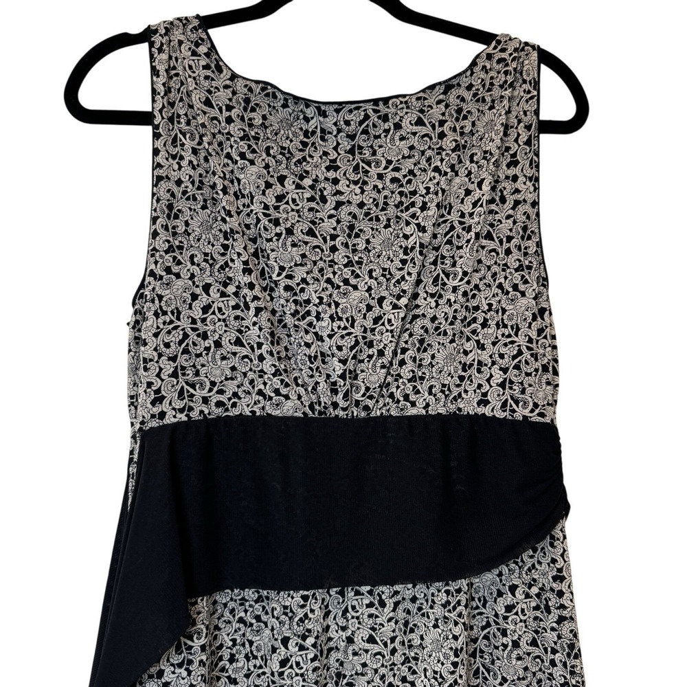 Max Studio Dress Women M 5912K50 Black White Paisley Handkerchief Hem Sleeveless - Picture 4 of 8